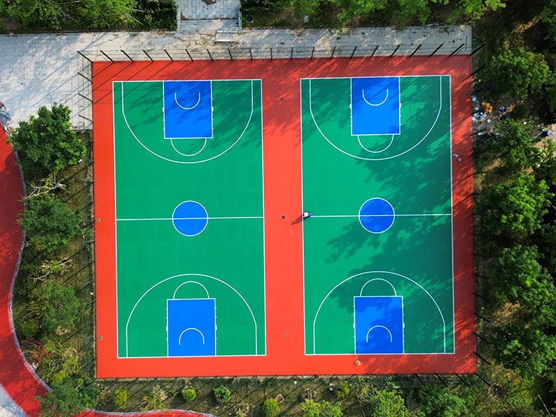 硅PU新型球场的性能特点